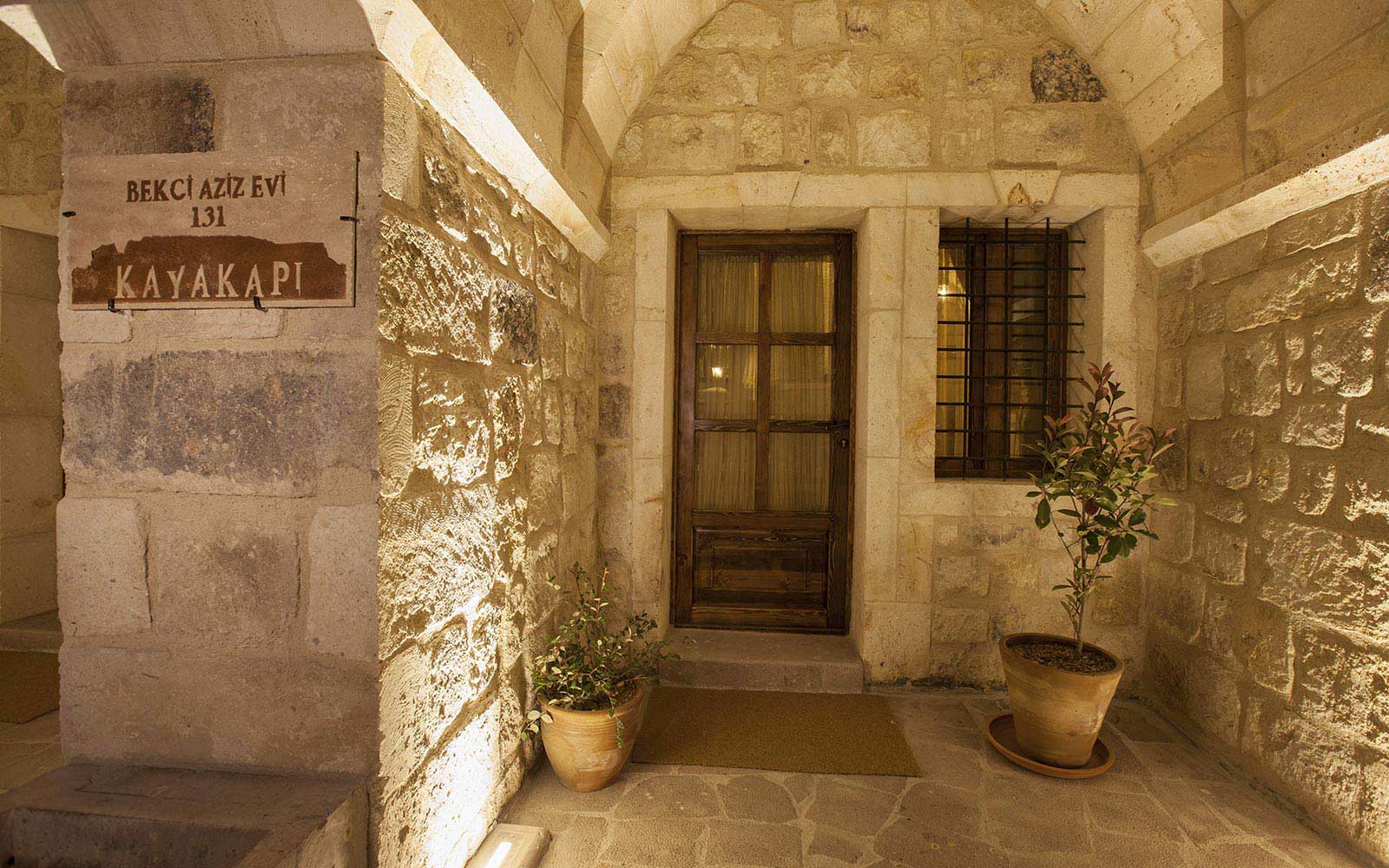 131 - Bekçi Aziz Evi